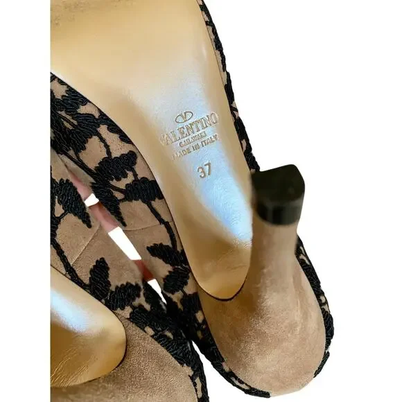 Valentino Garavani Suede Lace Peep Toe Heels 37 Nude Black Floral Embroidery - Picture 9 of 13